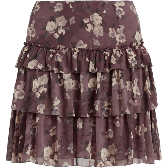 Ladies Skirt - Picture 4 of 9